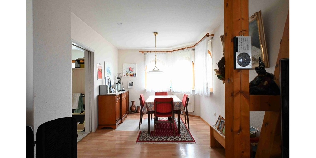 Junge Familie gesucht, gerne mit drei Kindern - Einfamilienhaus Bretten Gölshausen | Angebot:24627899