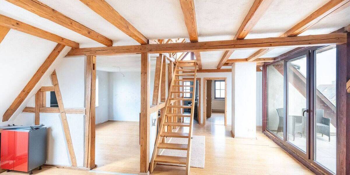 Mehrfamilienhaus, Wohnhaus Besigheim - 7 Zimmer, 340 m&sup2;, 549.000&euro; | Angebot:26731172