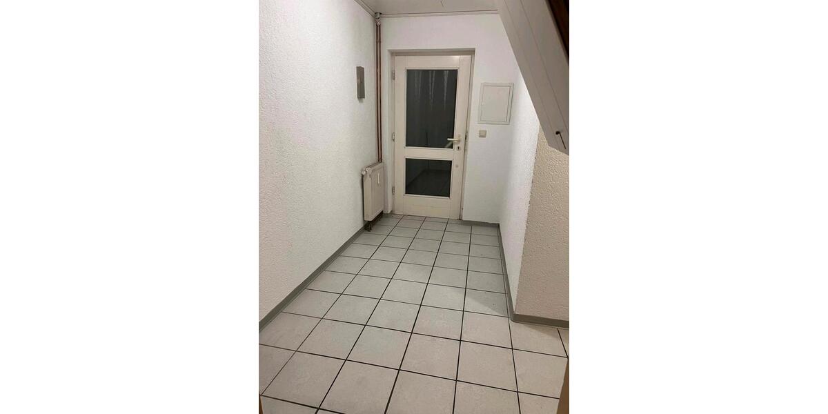 Dachgeschoßwohnung Ittlingen - 2 Zimmer, 68 m&sup2;, 870&euro; | Angebot:25945574