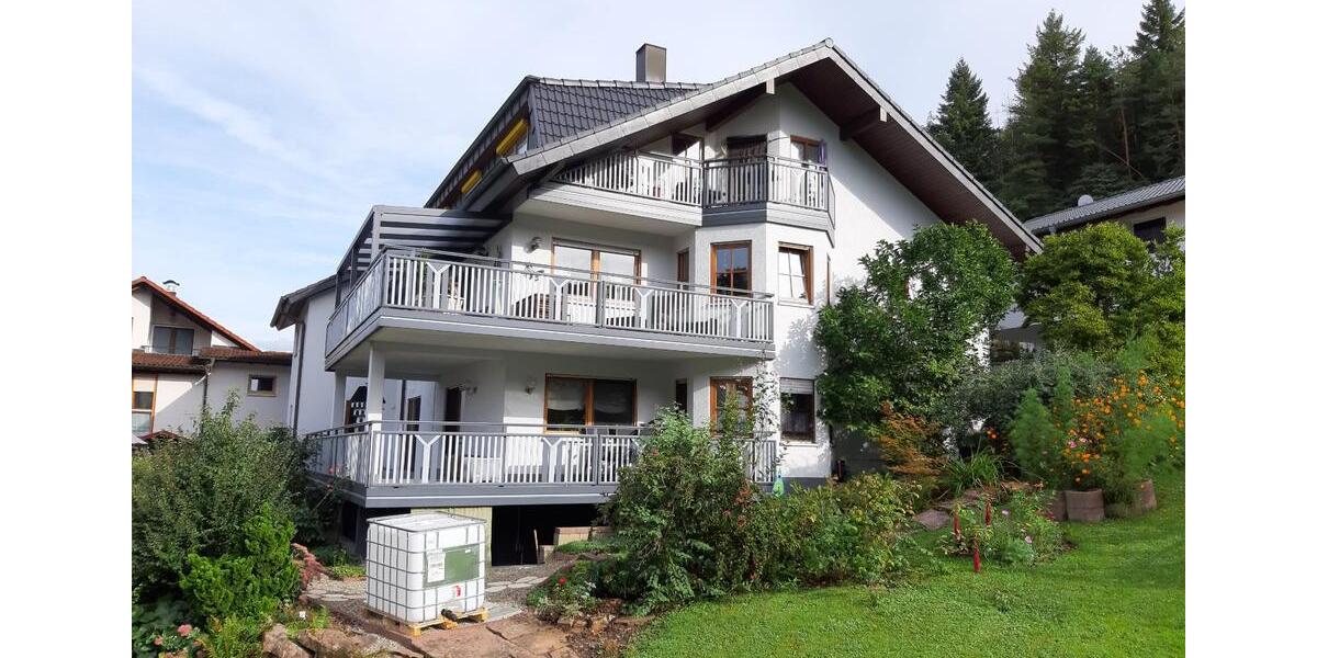 Etagenwohnung Obrigheim - 4.5 Zimmer, 135 m&sup2;, 1.150&euro; | Angebot:25308111