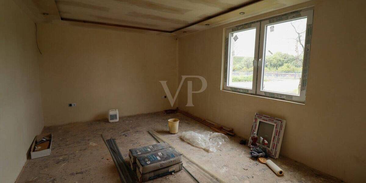 Doppelhaushälfte Sulzfeld - 3 Zimmer, 130 m&sup2;, 249.000&euro; | Angebot:25670882