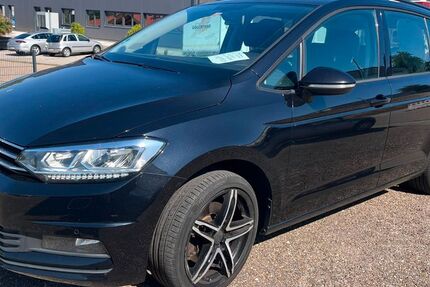VW Touran 245.600 km 10.700 &euro; Bad Rappenau OT Obergimpern 74906