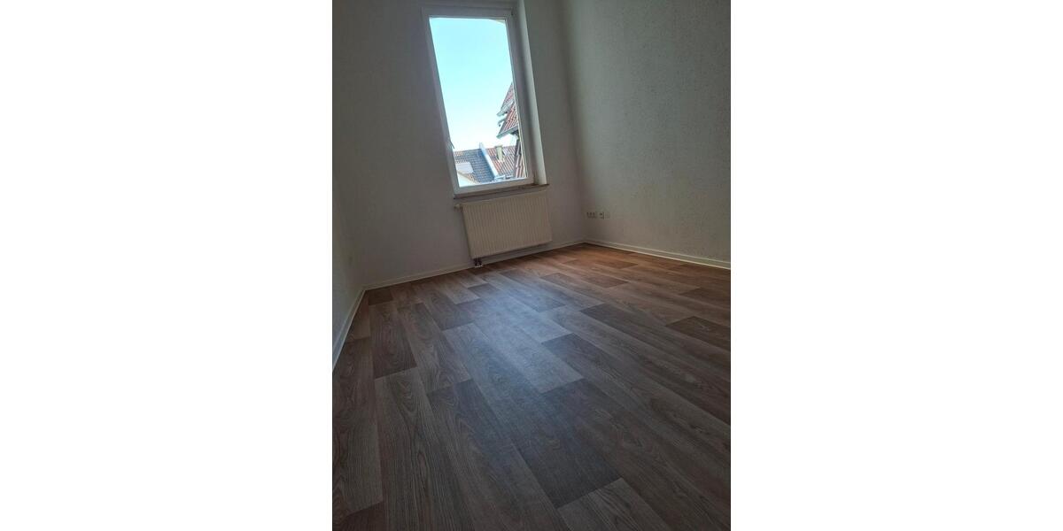 Etagenwohnung Neulingen - 3 Zimmer, 81 m&sup2;, 185.000&euro; | Angebot:25945429