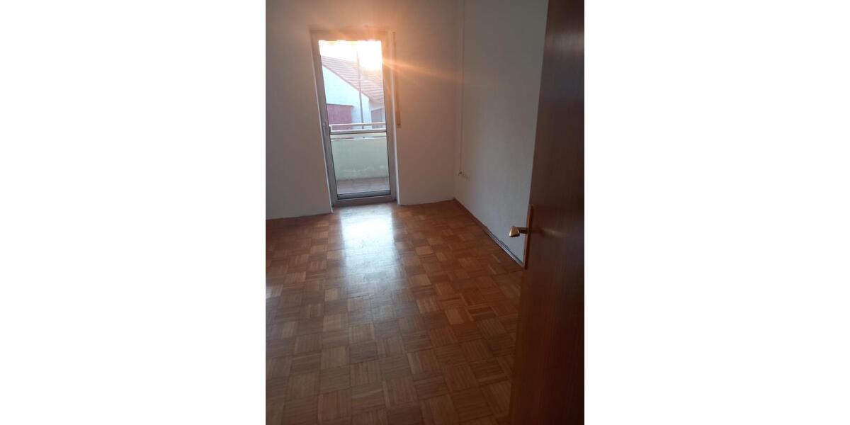 Etagenwohnung Epfenbach - 3 Zimmer, 95 m&sup2;, 1.000&euro; | Angebot:25804717