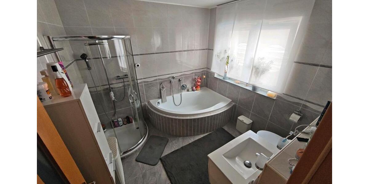 Einfamilienhaus Eppingen - 5 Zimmer, 133 m&sup2;, 750.000&euro; | Angebot:25171075