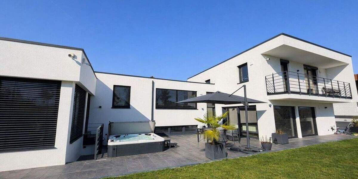 Einfamilienhaus Ilsfeld - 9 Zimmer, 306 m&sup2;, 1.790.000&euro; | Angebot:25654308