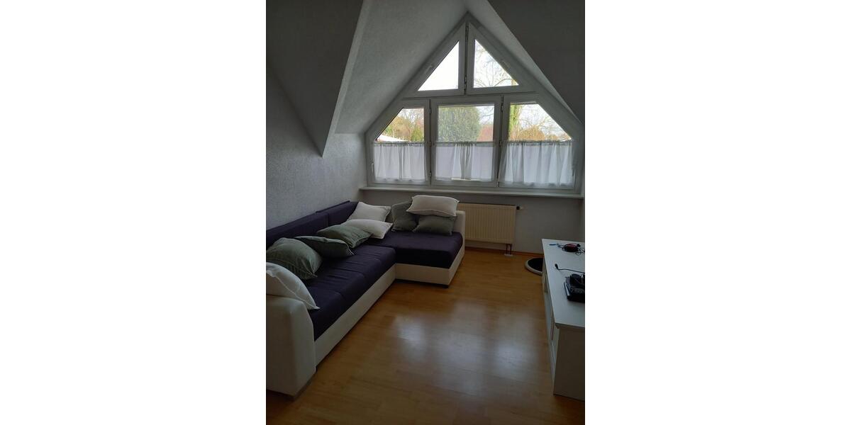 Dachgeschoßwohnung Leingarten - 2 Zimmer, 47 m&sup2;, 470&euro; | Angebot:25163223