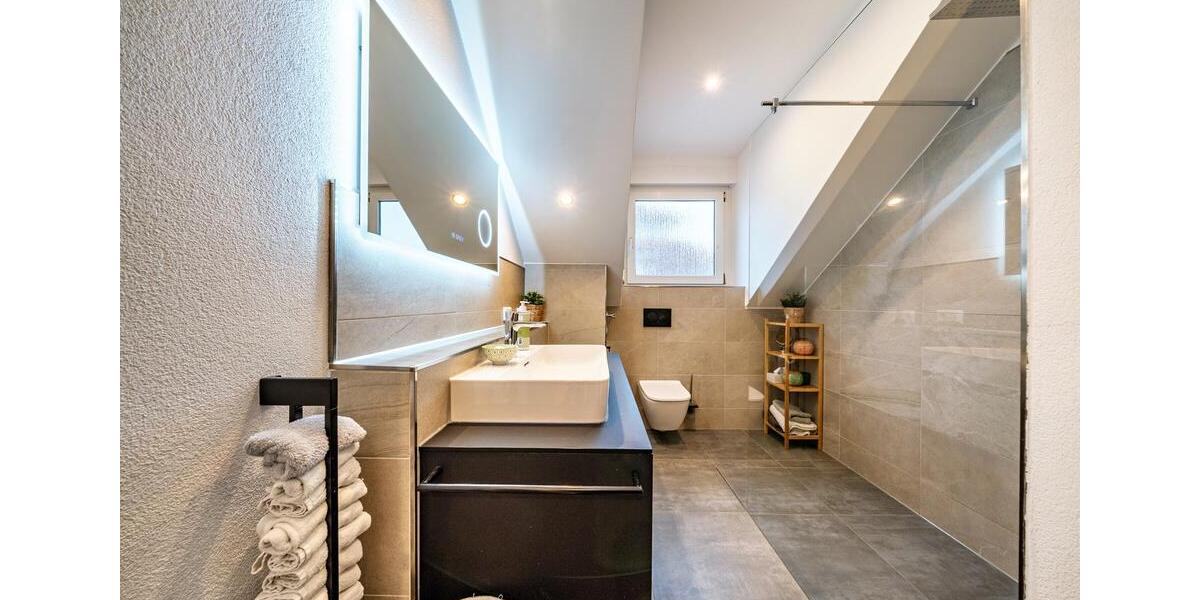 Maisonettenwohnung Bad Friedrichshall - 4 Zimmer, 96 m&sup2;, 1.310&euro; | Angebot:25972423