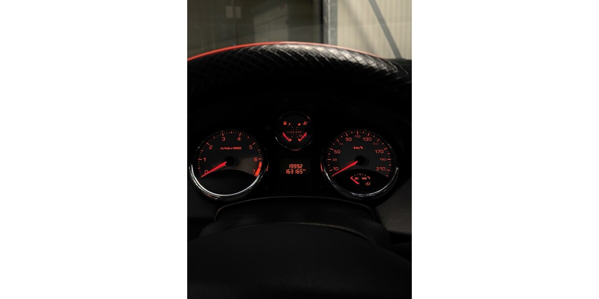 Peugeot 207 CC 163.165 km 5.200 &euro; Heilbronn 74072