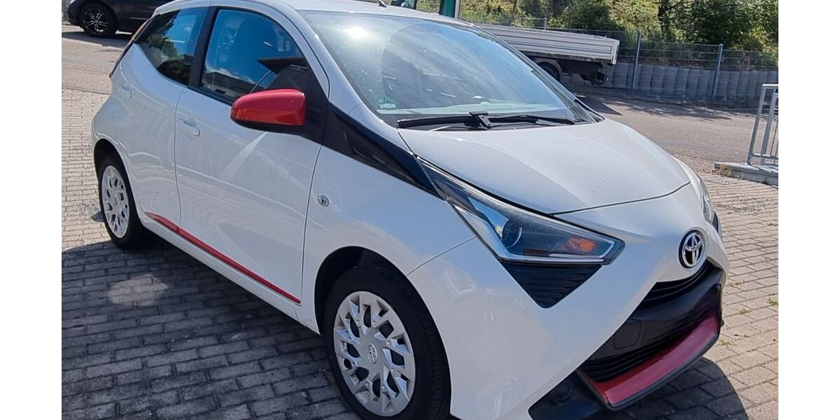 Toyota Aygo (X) 82.455 km 8.500 &euro; Oberderdingen 75038