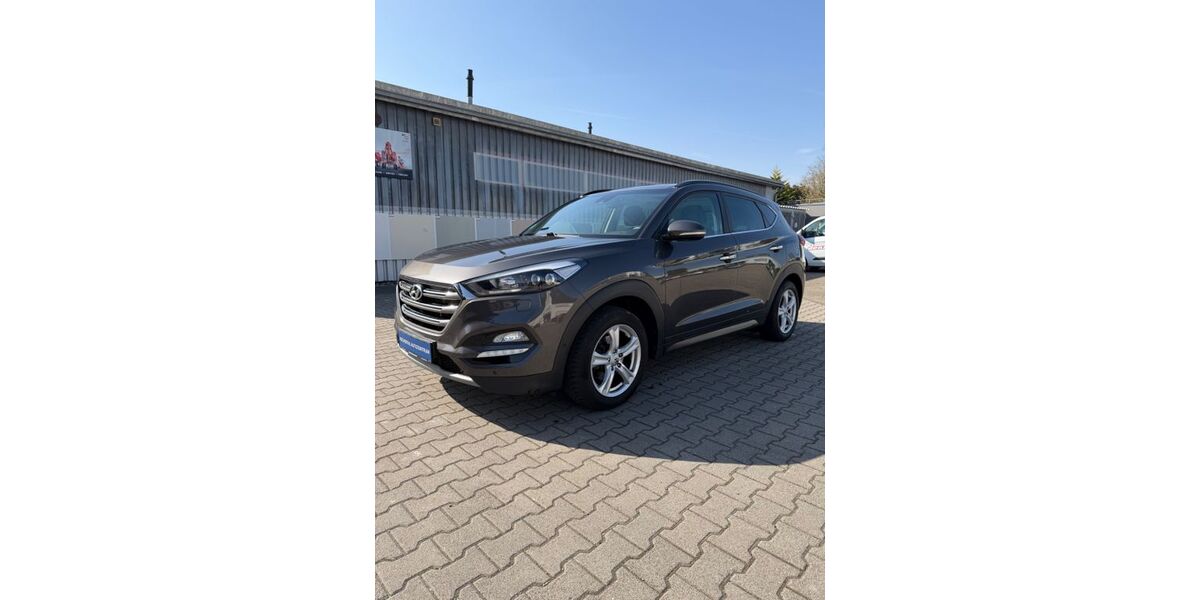 Hyundai TUCSON 165.000 km 11.400 &euro; Oedheim 74229