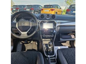 Suzuki Vitara 1.4 Boosterjet Hybrid Comfort+ 68.580 km 17.990 &euro; Obrigheim-Asbach 74847