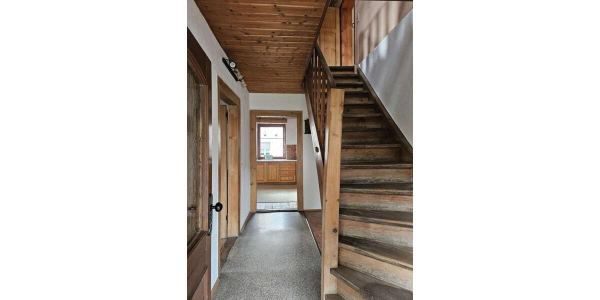 Einfamilienhaus Wiesloch - 7 Zimmer, 150 m&sup2;, 290.000&euro; | Angebot:25803476