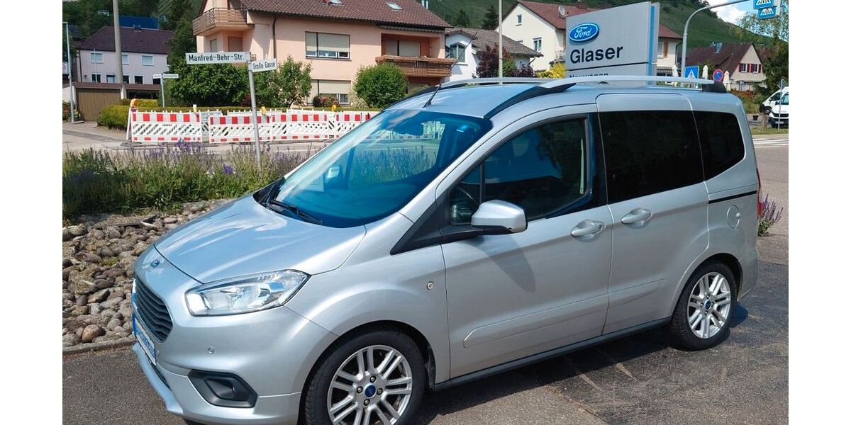 Ford Tourneo Courier 80.750 km 11.890 &euro; Illingen - Schützingen 75428