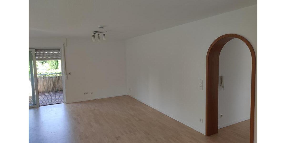 Etagenwohnung Oedheim - 2 Zimmer, 79 m&sup2;, 940&euro; | Angebot:25126315