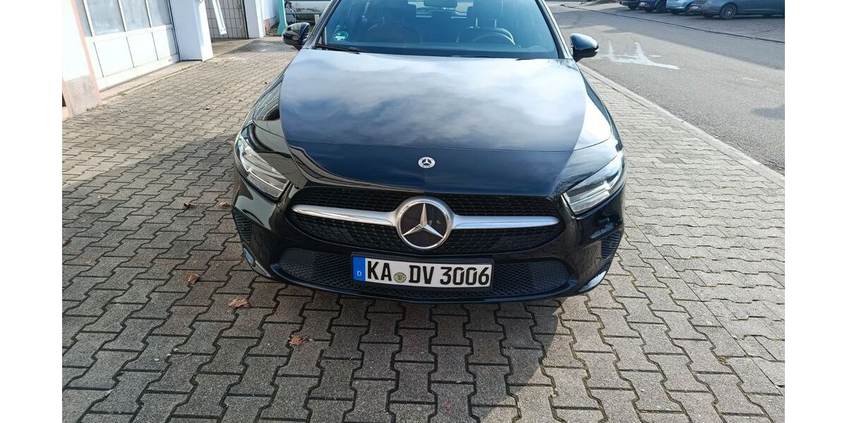 Mercedes-Benz A 180 110.000 km 17.500 &euro; Bad Schönborn 76669