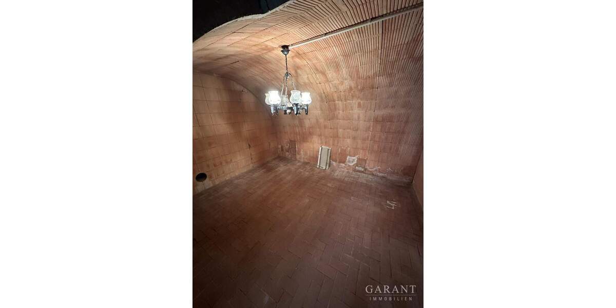 Einfamilienhaus Heilbronn Kernstadt - 6 Zimmer, 245 m&sup2;, 3.200&euro; | Angebot:25682750