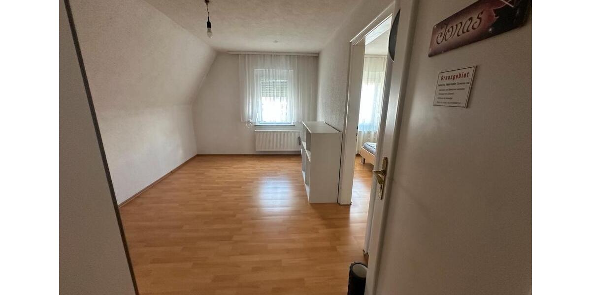 Einfamilienhaus Heilbronn Böckingen - 8 Zimmer, 168 m&sup2;, 550.000&euro; | Angebot:24843198