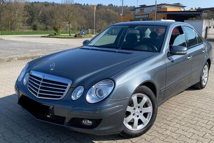 Mercedes-Benz E 200 59.850 km 12.999 &euro; Gondelsheim 75053