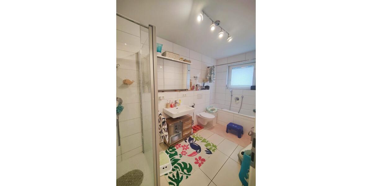 Erdgeschoßwohnung Bönnigheim - 3 Zimmer, 93 m&sup2;, 1.255&euro; | Angebot:25164998