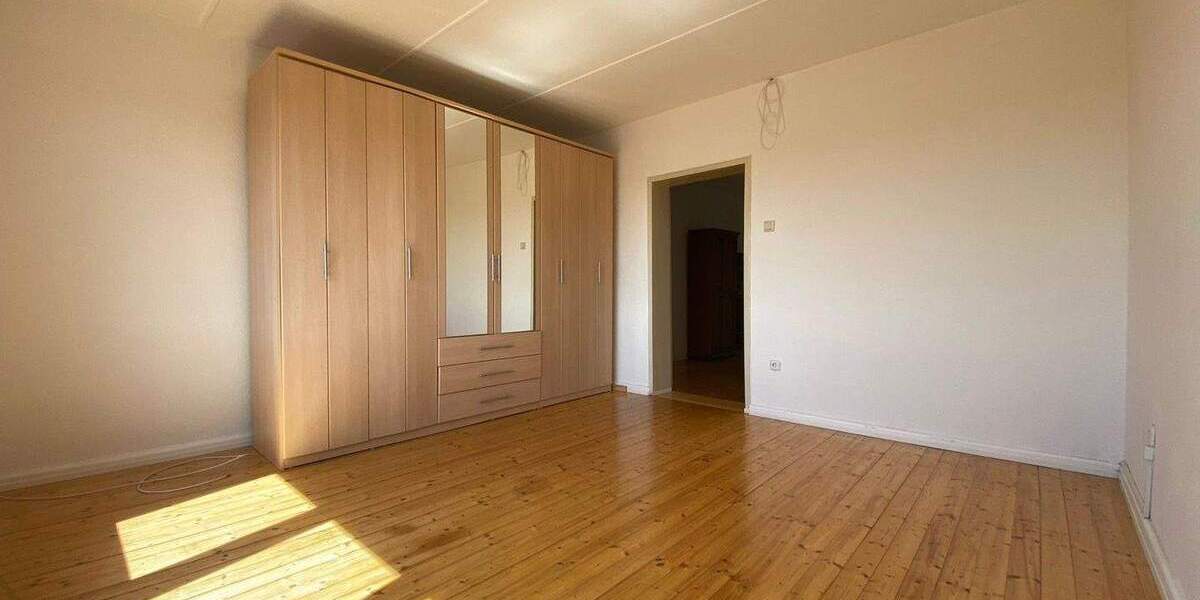 Mehrfamilienhaus, Wohnhaus Wiesloch - 7 Zimmer, 190 m&sup2;, 750.000&euro; | Angebot:25668073