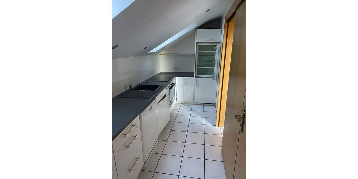 Einfamilienhaus Sinsheim - 7 Zimmer, 220 m&sup2;, 649.000&euro; | Angebot:25657488