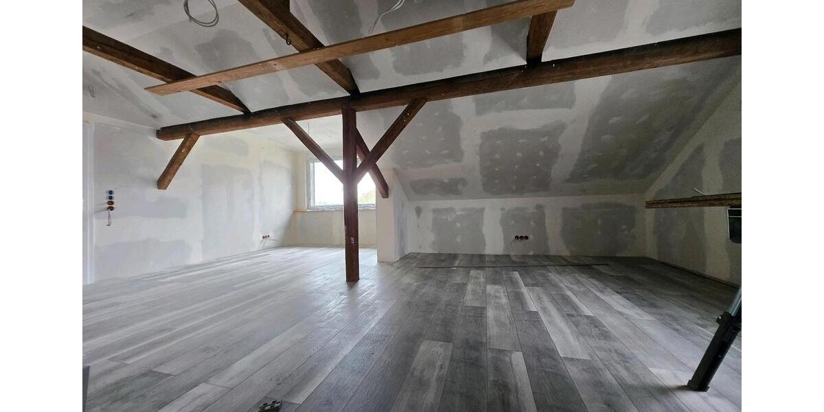 Maisonettenwohnung Kraichtal - 5.5 Zimmer, 135 m&sup2;, 1.200&euro; | Angebot:26317427