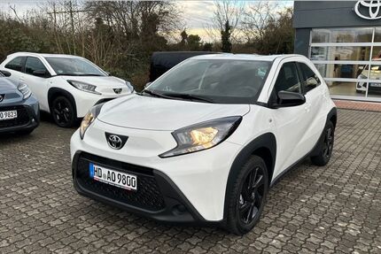 Toyota Aygo (X) 2.555 km 16.490 &euro; Wiesloch 69168