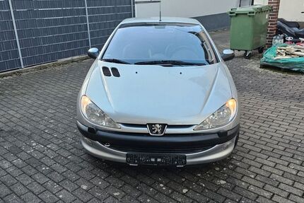 Peugeot 206 98.000 km 3.100 &euro; Sandhausen (Baden) 69207