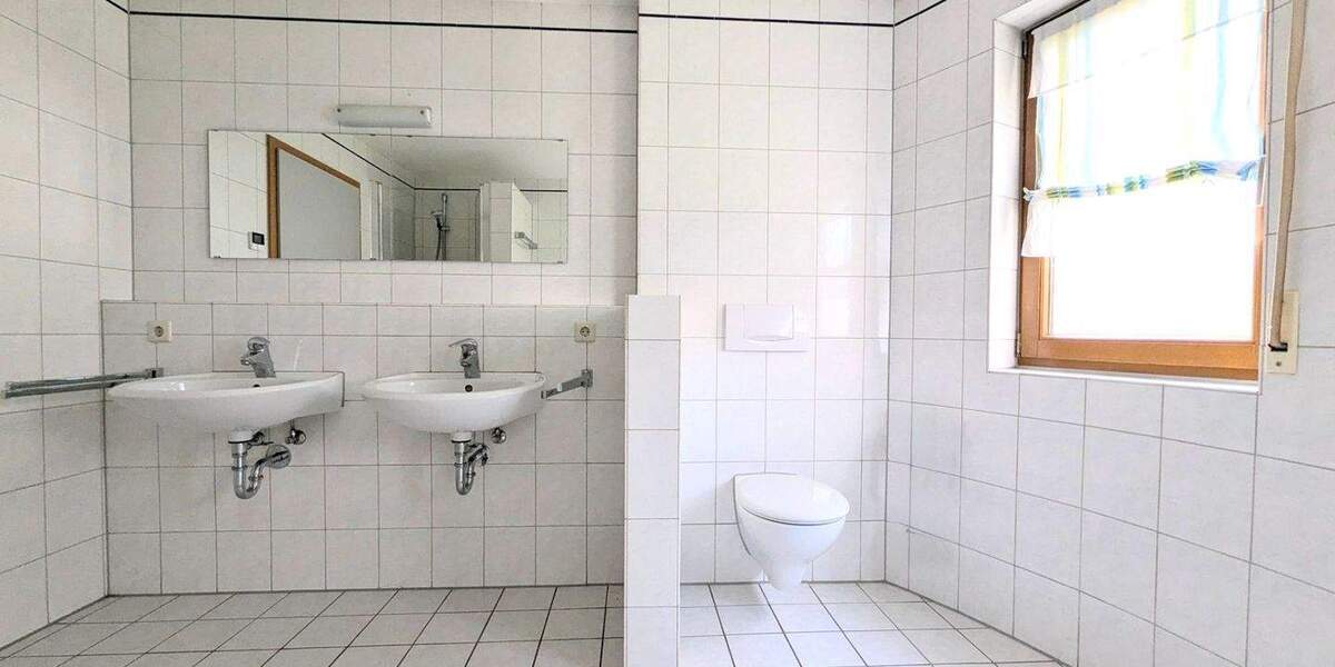 Einfamilienhaus Ötisheim - 7 Zimmer, 168 m&sup2;, 450.000&euro; | Angebot:25777927