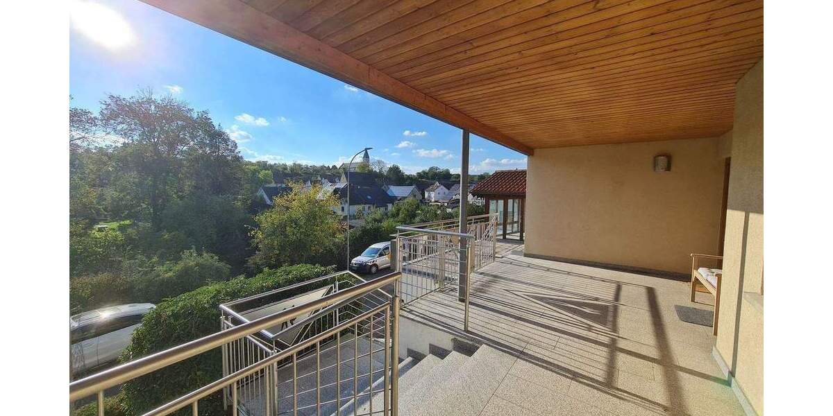 Einfamilienhaus Gundelsheim Tiefenbach - 7 Zimmer, 200 m&sup2;, 479.000&euro; | Angebot:25744935