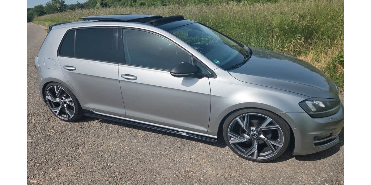VW Golf 143.000 km 9.900 &euro; BRUCHSAL 76646