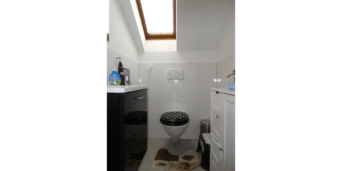 Dachgeschoßwohnung Illingen - 4 Zimmer, 86 m&sup2;, 1.090&euro; | Angebot:25576463