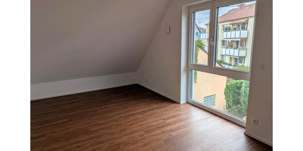 Dachgeschoßwohnung Heilbronn Kernstadt - 3 Zimmer, 1.700&euro; | Angebot:23635292