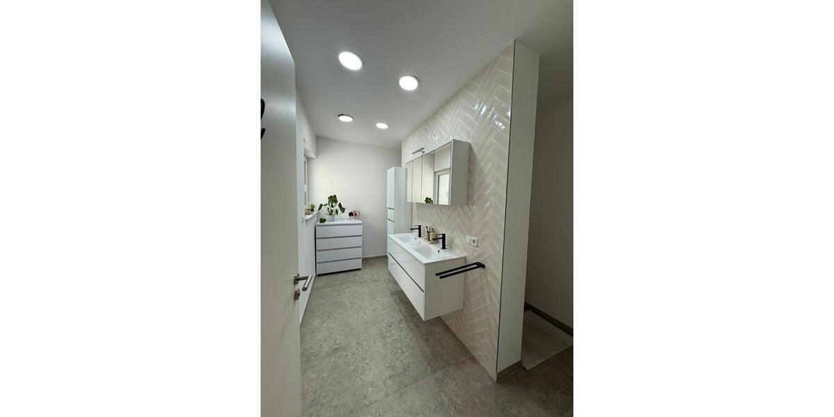 Einfamilienhaus Mosbach - 3 Zimmer, 94 m&sup2;, 1.650&euro; | Angebot:25942013