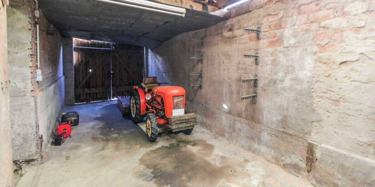 Doppelhaushälfte Erligheim - 9 Zimmer, 151 m&sup2;, 375.000&euro; | Angebot:26028535