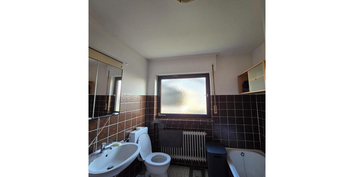 Einfamilienhaus Untereisesheim - 10 Zimmer, 180 m&sup2;, 559.000&euro; | Angebot:25843658