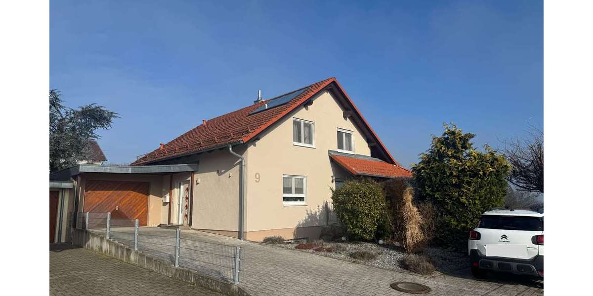 Einfamilienhaus Kieselbronn - 8 Zimmer, 200 m&sup2;, 819.000&euro; | Angebot:24795809