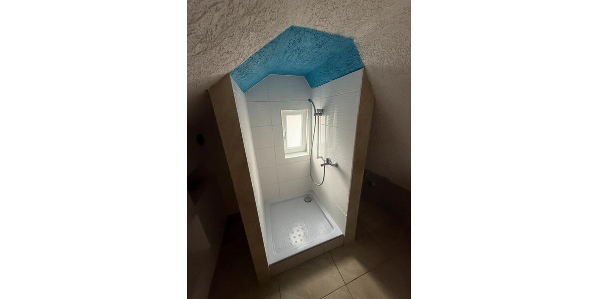 Dachgeschoßwohnung Sternenfels - 2 Zimmer, 68 m&sup2;, 550&euro; | Angebot:26569610