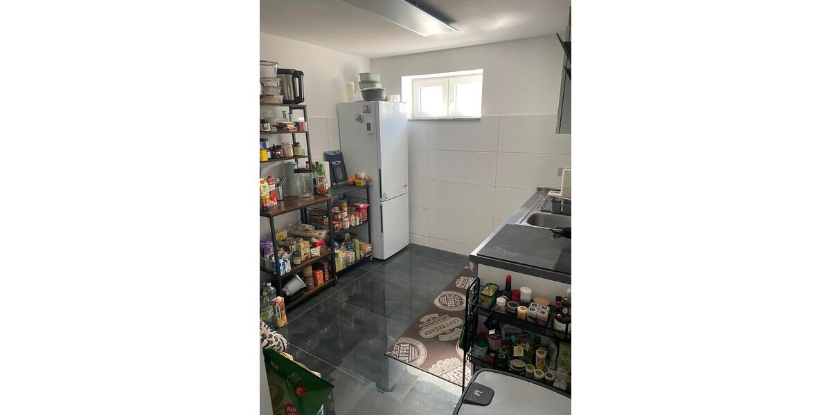 Etagenwohnung Sinsheim - 2 Zimmer, 70 m&sup2;, 650&euro; | Angebot:25961965