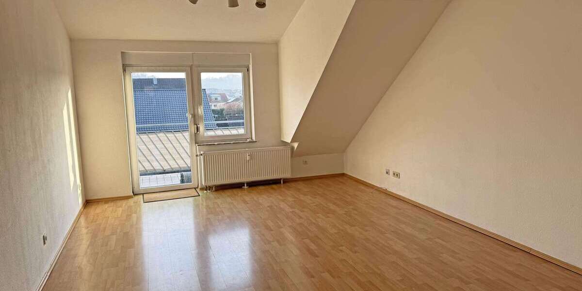 Etagenwohnung Östringen - 4 Zimmer, 90 m&sup2;, 1.000&euro; | Angebot:24664521