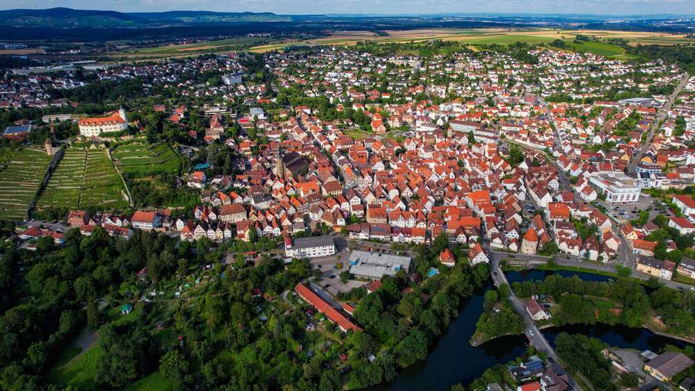 Etagenwohnung Vaihingen - 4.5 Zimmer, 100 m&sup2;, 346.000&euro; | Angebot:27132000