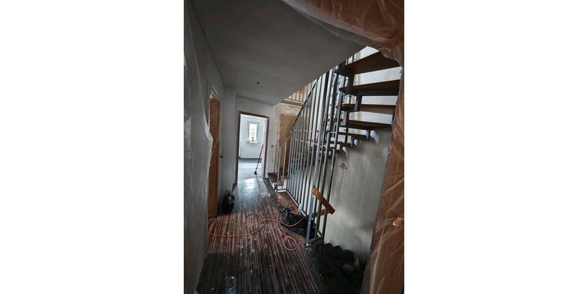 Maisonettenwohnung Brackenheim - 4.5 Zimmer, 100 m&sup2;, 1.400&euro; | Angebot:25844607