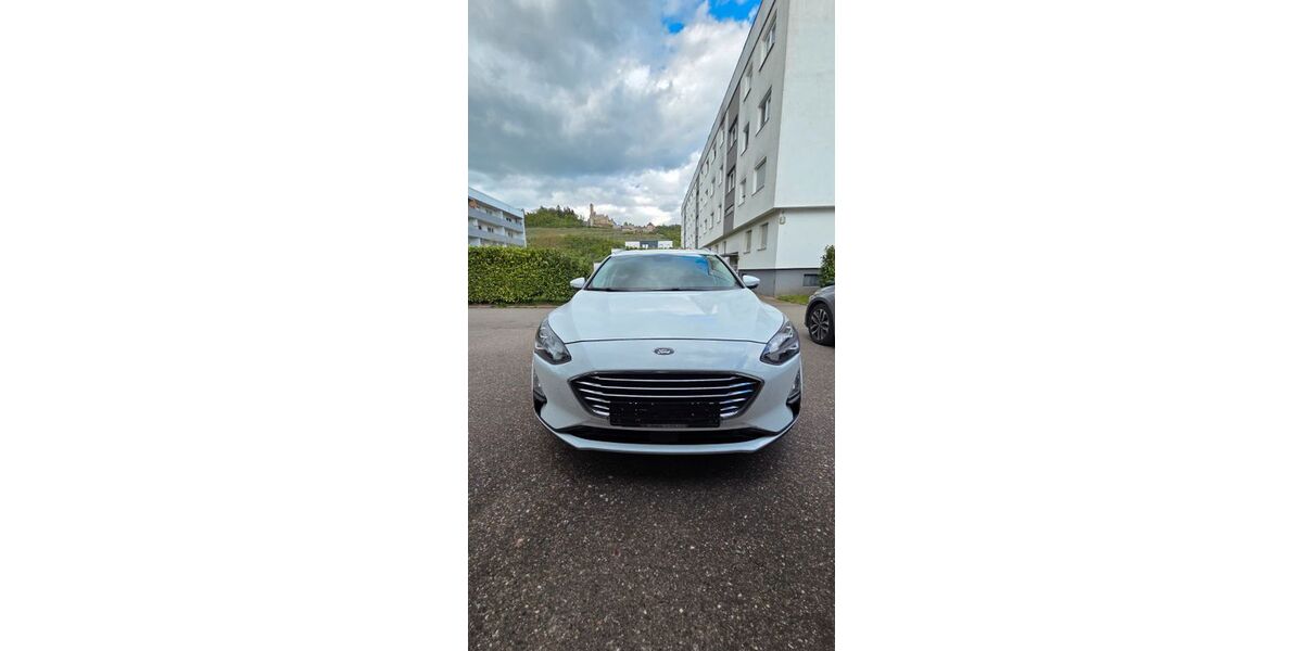 Ford Focus 44.814 km 18.500 &euro; Hassmersheim 74855