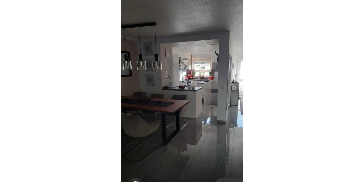 Reihenhaus Lauffen am Neckar - 6.5 Zimmer, 173 m&sup2;, 568.000&euro; | Angebot:25906066