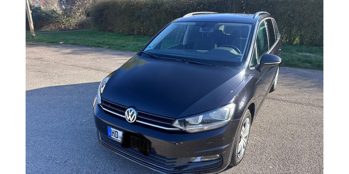 VW Touran 152.000 km 11.900 &euro; Malsch 69254