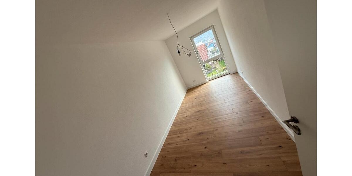 Etagenwohnung Haßmersheim - 4 Zimmer, 104 m&sup2;, 1.490&euro; | Angebot:25945531
