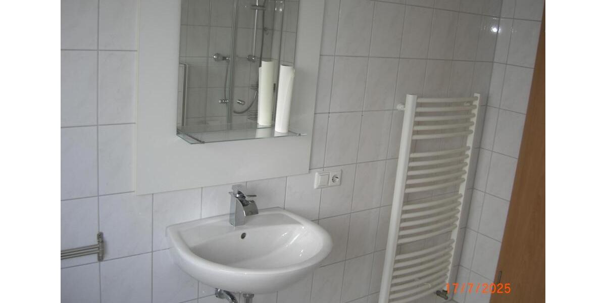 Etagenwohnung Bad Rappenau - 3 Zimmer, 102 m&sup2;, 1.100&euro; | Angebot:25783088