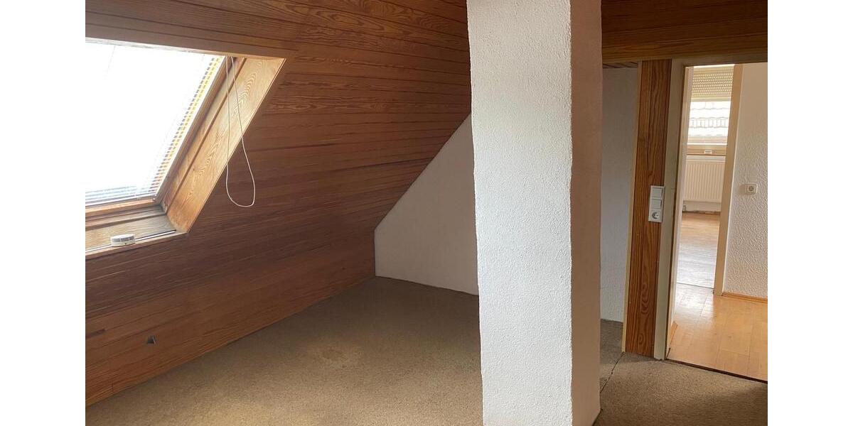 Etagenwohnung Heilbronn Böckingen - 1 Zimmer, 100 m&sup2;, 1.320&euro; | Angebot:24757313