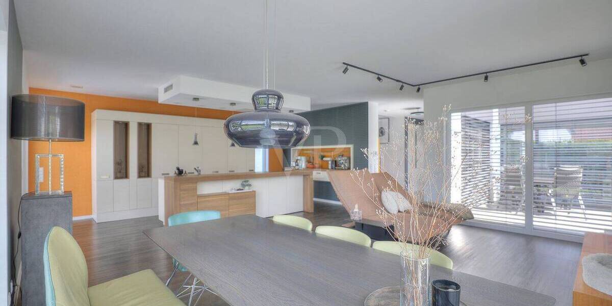 Einfamilienhaus Gemmingen / Stebbach Stebbach - 7 Zimmer, 292 m&sup2;, 1.195.000&euro; | Angebot:25775708